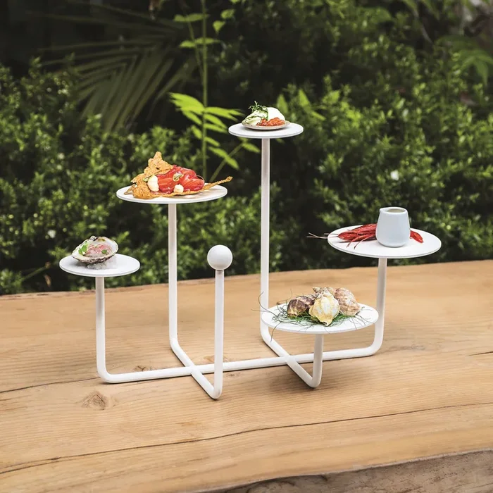 Alzatina per dolci in acciaio verniciato in stile moderno “Coral”