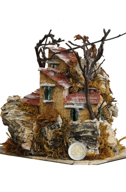 Casetta presepe artigianale realizzata a mano.Circa 17x19cm