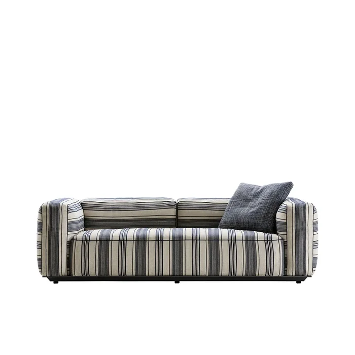 Crossbreed | Straight Outdoor Sofa