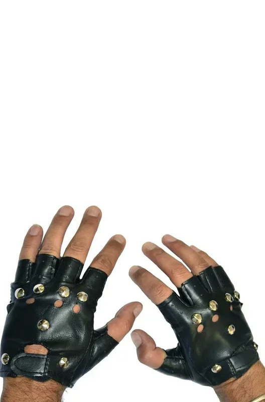 Guanti punk anche per Lara Croft o Tomb Raider
