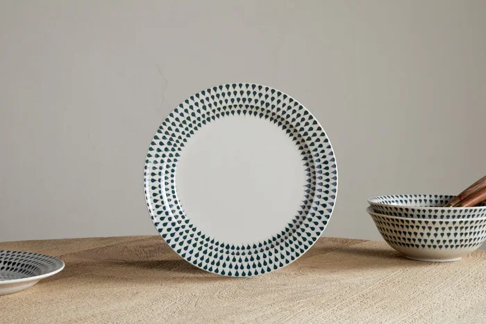 Juniper Drop Side Plate – Cream & Juniper