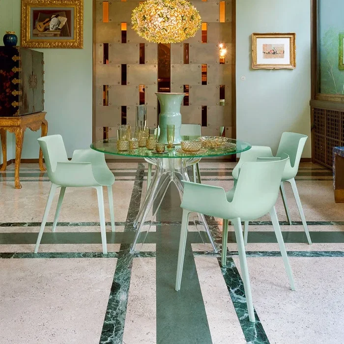 Poltroncina Piuma – Kartell